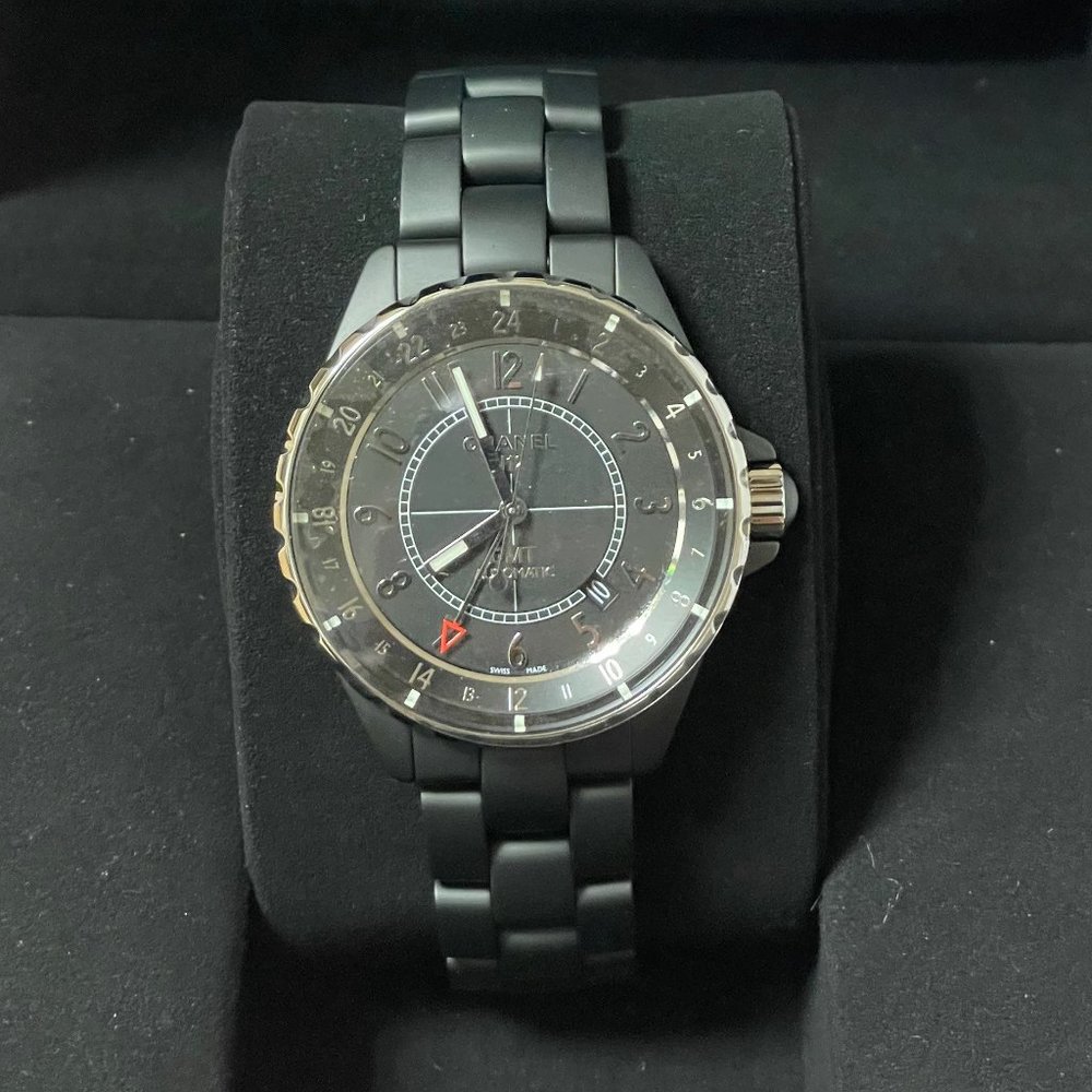 ❌ SOLD ❌ CHANEL GMT Automatic Unisex J12 Ceramic Watch 41mm Matt Black Calibre - Picture 2 of 15
